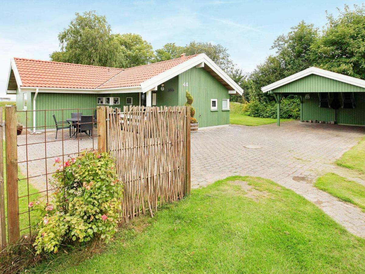 6 Person Holiday Home In Otterup 외부 사진